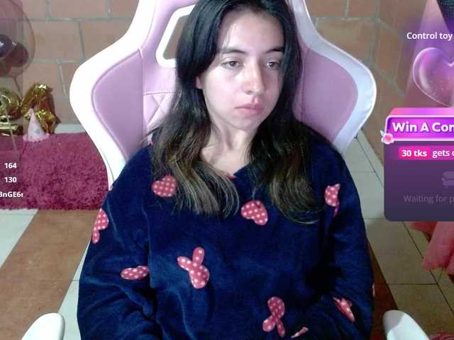 Maggie-Fox live webcam show