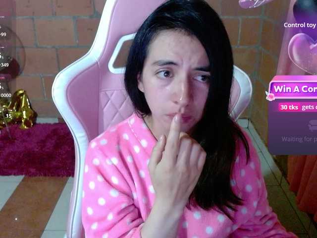 Maggie-Fox live cam on BongaCams