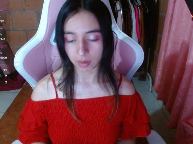 Maggie-Fox live cam on BongaCams