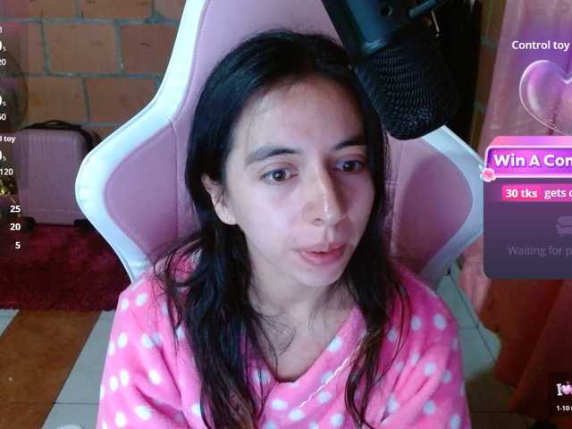 Maggie-Fox live cam on BongaCams