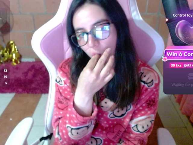 Maggie-Fox live cam on BongaCams