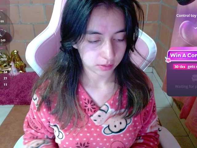 Maggie-Fox live cam on BongaCams