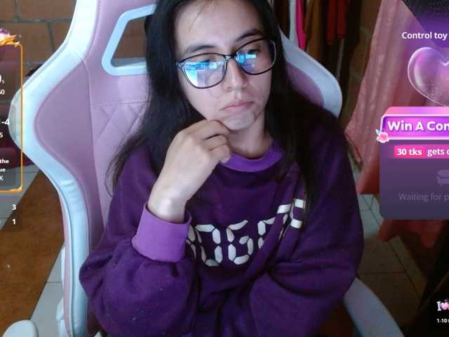 Maggie-Fox live cam on BongaCams