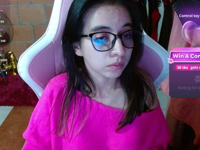 Maggie-Fox live cam on BongaCams