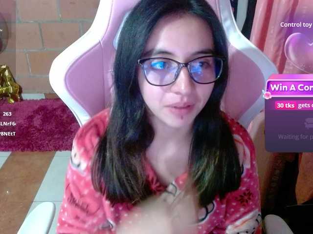 Maggie-Fox live cam on BongaCams