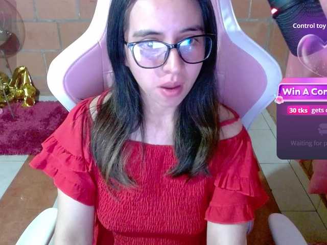 Maggie-Fox live webcam show