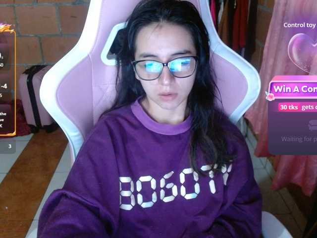 Maggie-Fox live cam on BongaCams