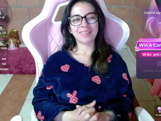 Maggie-Fox live webcam show