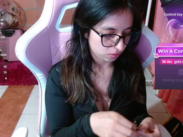 Maggie-Fox live cam on BongaCams