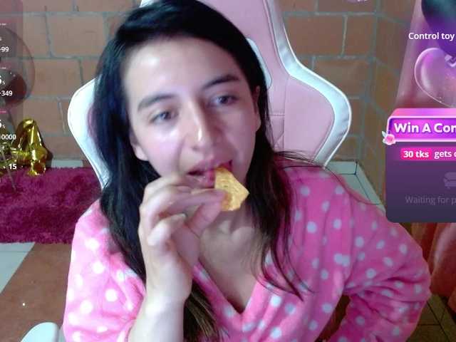 Maggie-Fox live cam on BongaCams