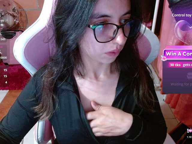 Maggie-Fox live cam preview
