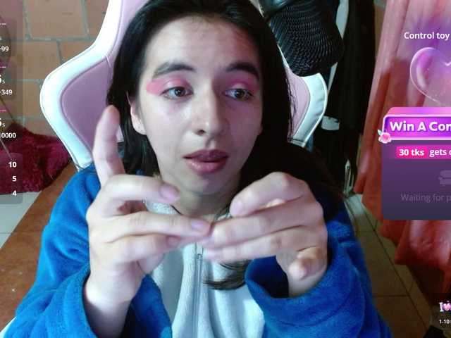 Maggie-Fox live cam on BongaCams