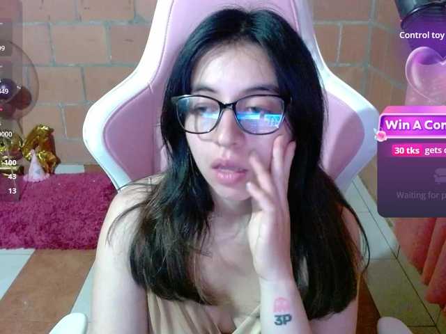 Maggie-Fox live webcam show
