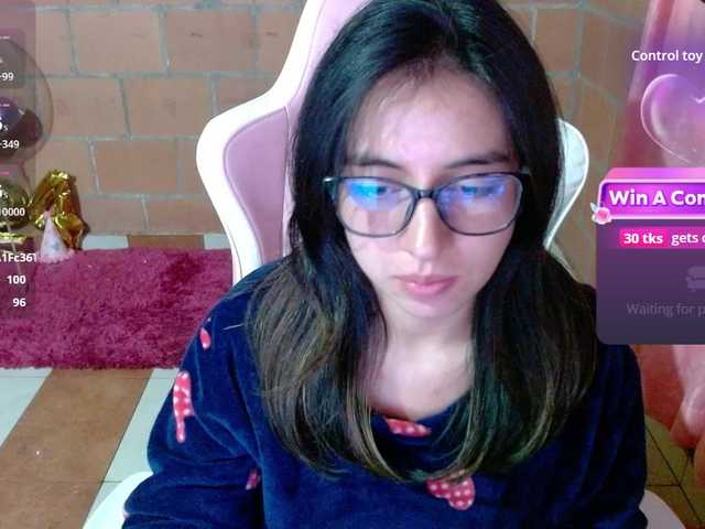 maggie-fox live sex show