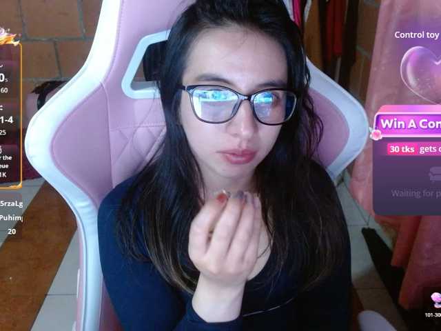 Maggie-Fox live cam on BongaCams