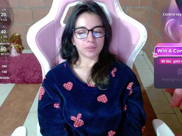 Maggie-Fox live webcam show