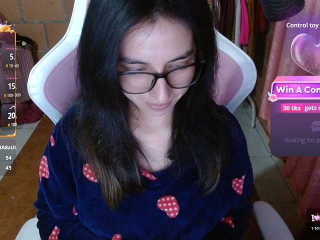 Maggie-Fox live cam on BongaCams