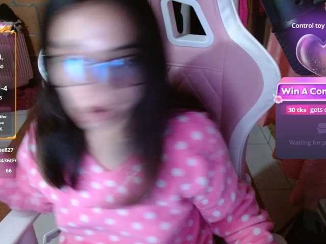 Maggie-Fox live cam on BongaCams