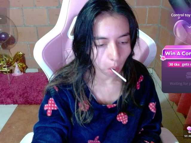Maggie-Fox live webcam show
