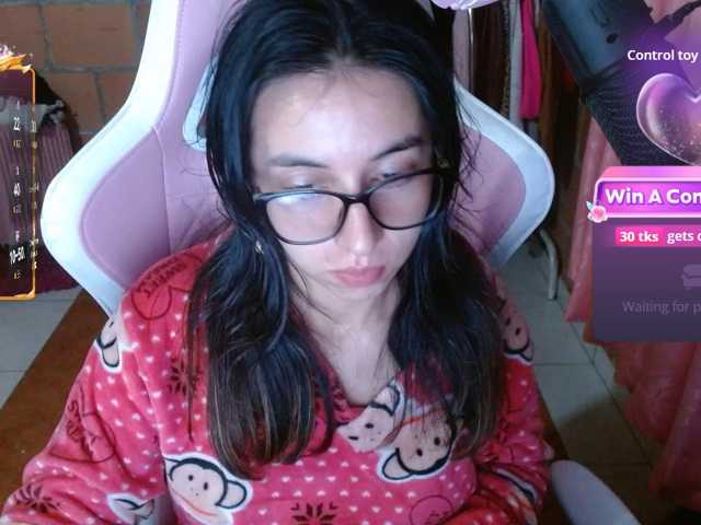 Maggie-Fox live cam preview