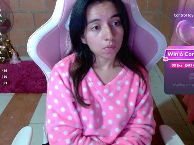 Maggie-Fox live cam on BongaCams