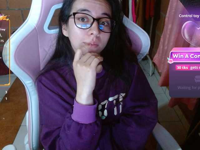 Maggie-Fox live cam on BongaCams