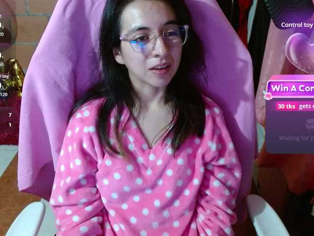 Maggie-Fox live cam on BongaCams