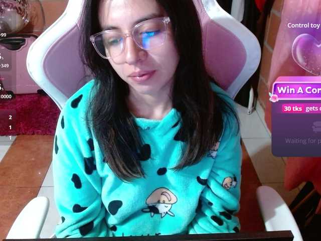 Maggie-Fox live cam on BongaCams