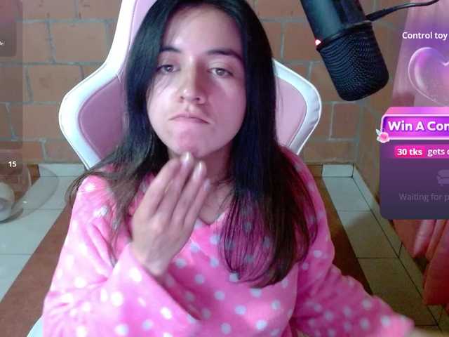 Maggie-Fox live webcam show