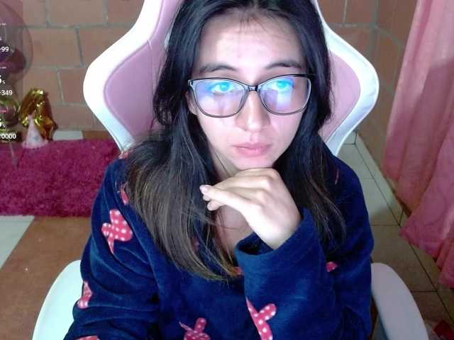 Maggie-Fox live cam on BongaCams