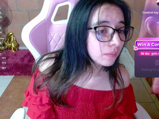 Maggie-Fox live webcam show