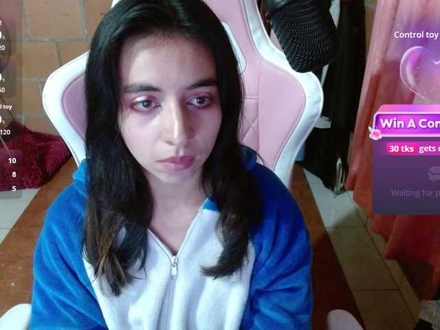 Maggie-Fox live cam on BongaCams