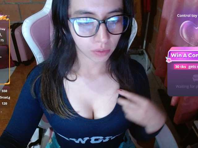 Maggie-Fox live cam on BongaCams