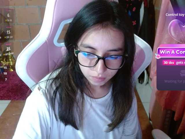 Maggie-Fox live cam on BongaCams