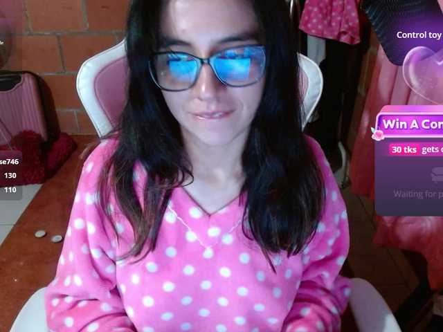 Maggie-Fox live cam on BongaCams