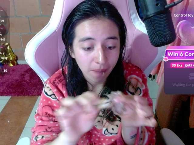 Maggie-Fox live cam on BongaCams