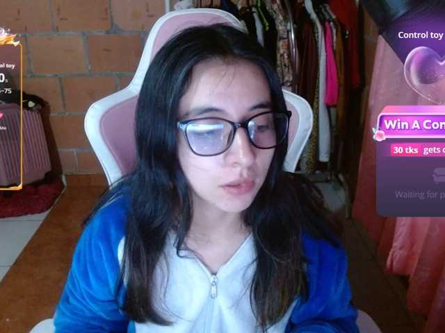 Maggie-Fox live cam preview