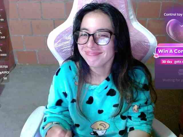 Maggie-Fox webcam
