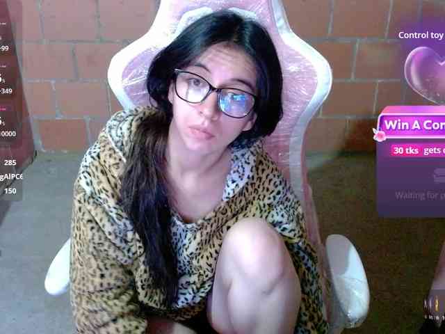 Maggie-Fox webcam