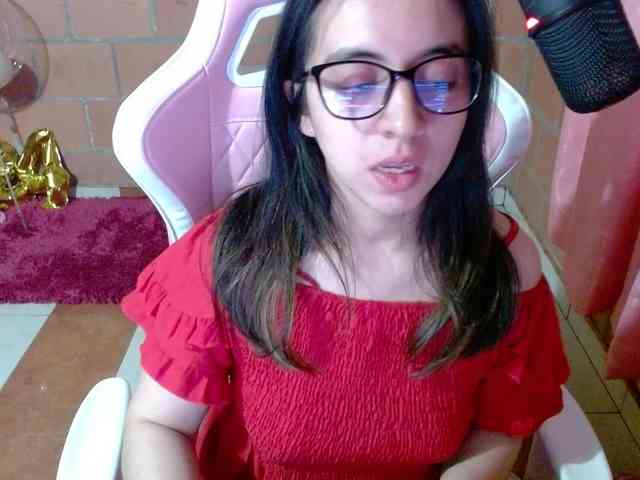 Maggie-Fox webcam