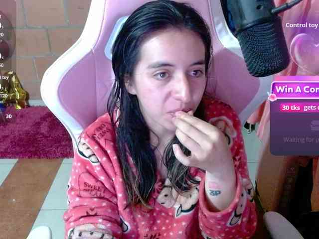 Maggie-Fox webcam