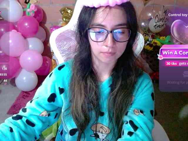 Maggie-Fox webcam