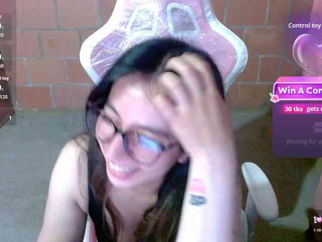 Maggie-Fox webcam