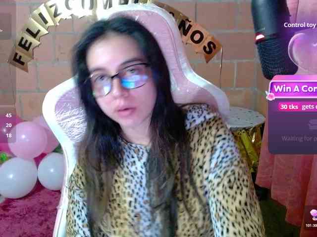 Maggie-Fox webcam