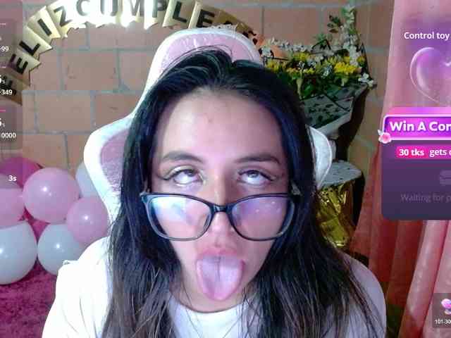 Maggie-Fox webcam