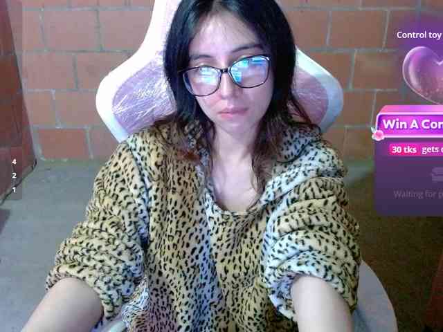 Maggie-Fox webcam