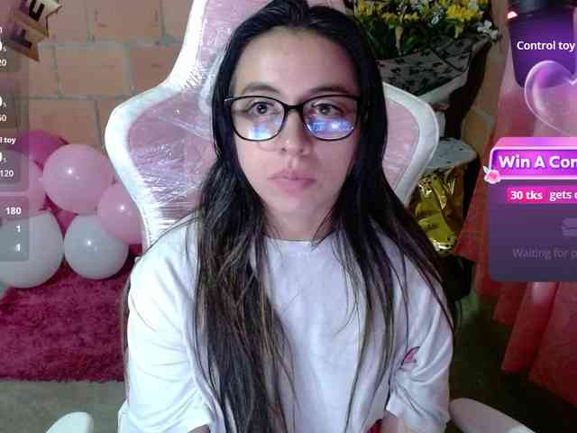 Maggie-Fox webcam