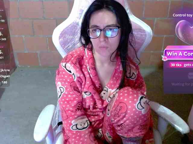 Maggie-Fox webcam