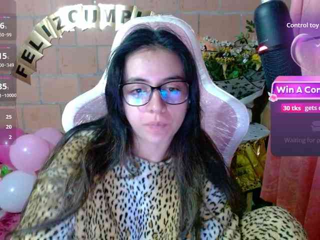 Maggie-Fox webcam