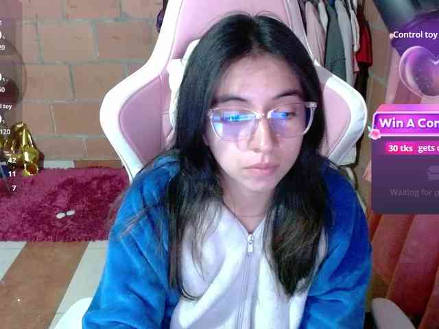 Maggie-Fox webcam